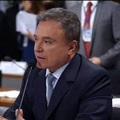 Senador Álvaro Dias poderá sair candidato ao Governo do Paraná
