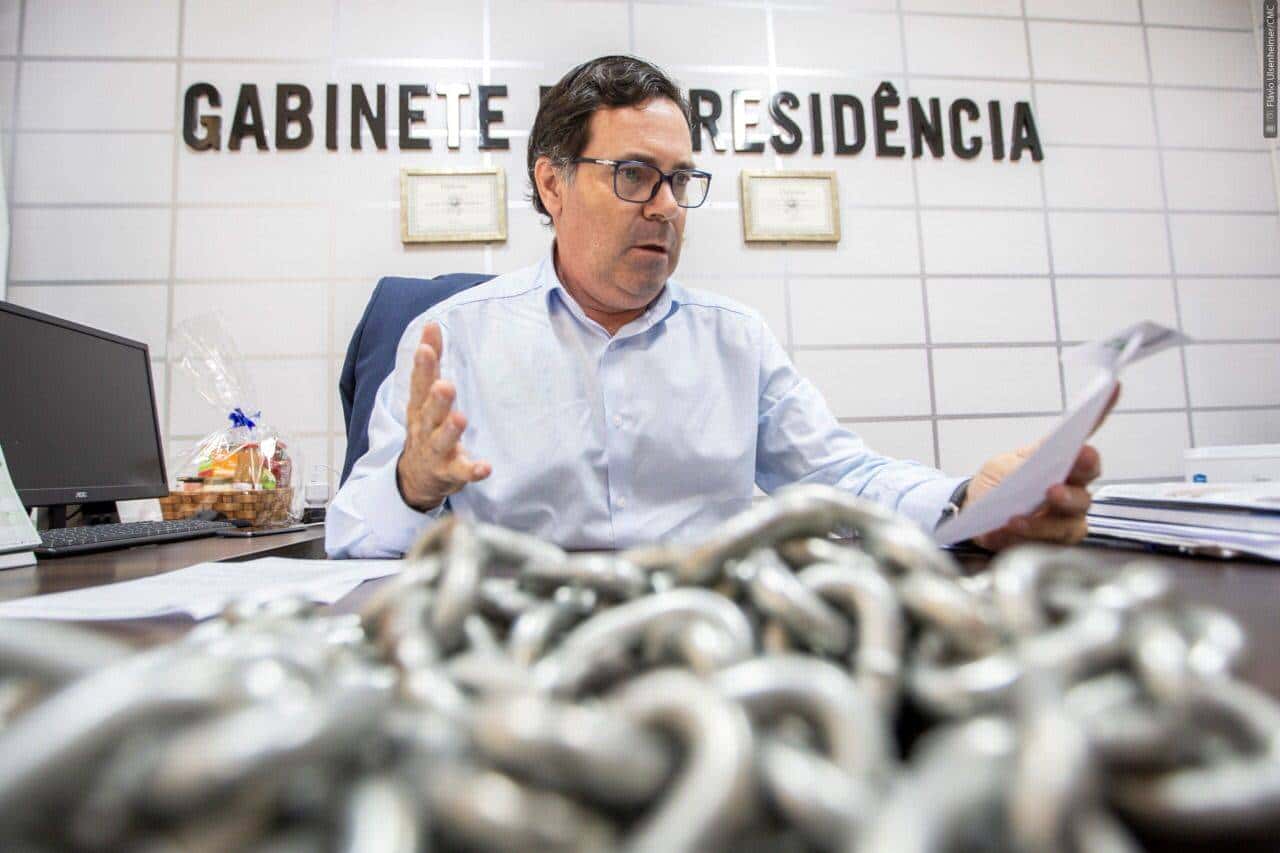 COLUNA 06 05 – Estaria o Presidente da Câmara Alécio Espínola sendo forçado a se rebelar contra o prefeito Paranhos?