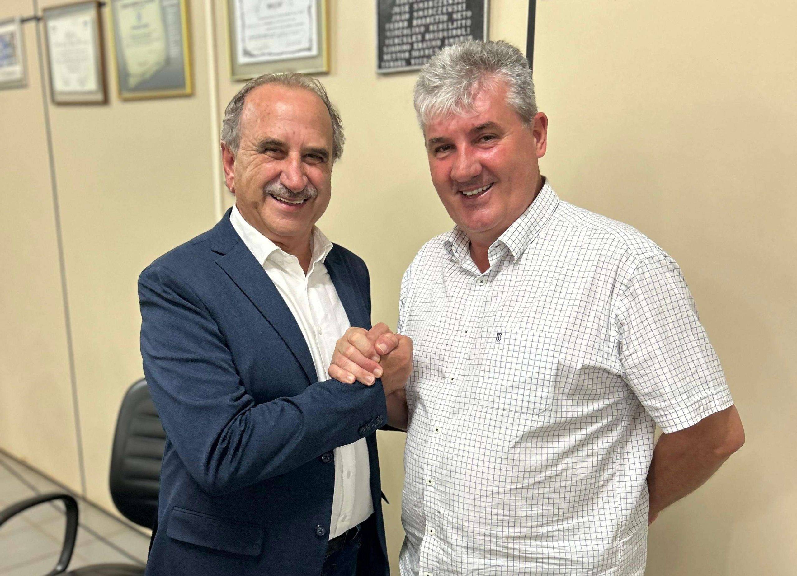 Prefeito Renato Silva consegue R$ 305 milhões para aplicação em infraestrutura de Cascavel