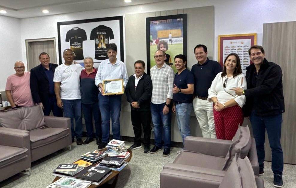 Jorge Guirado recebe Menção Honrosa da Assembleia Legislativa do Paraná
