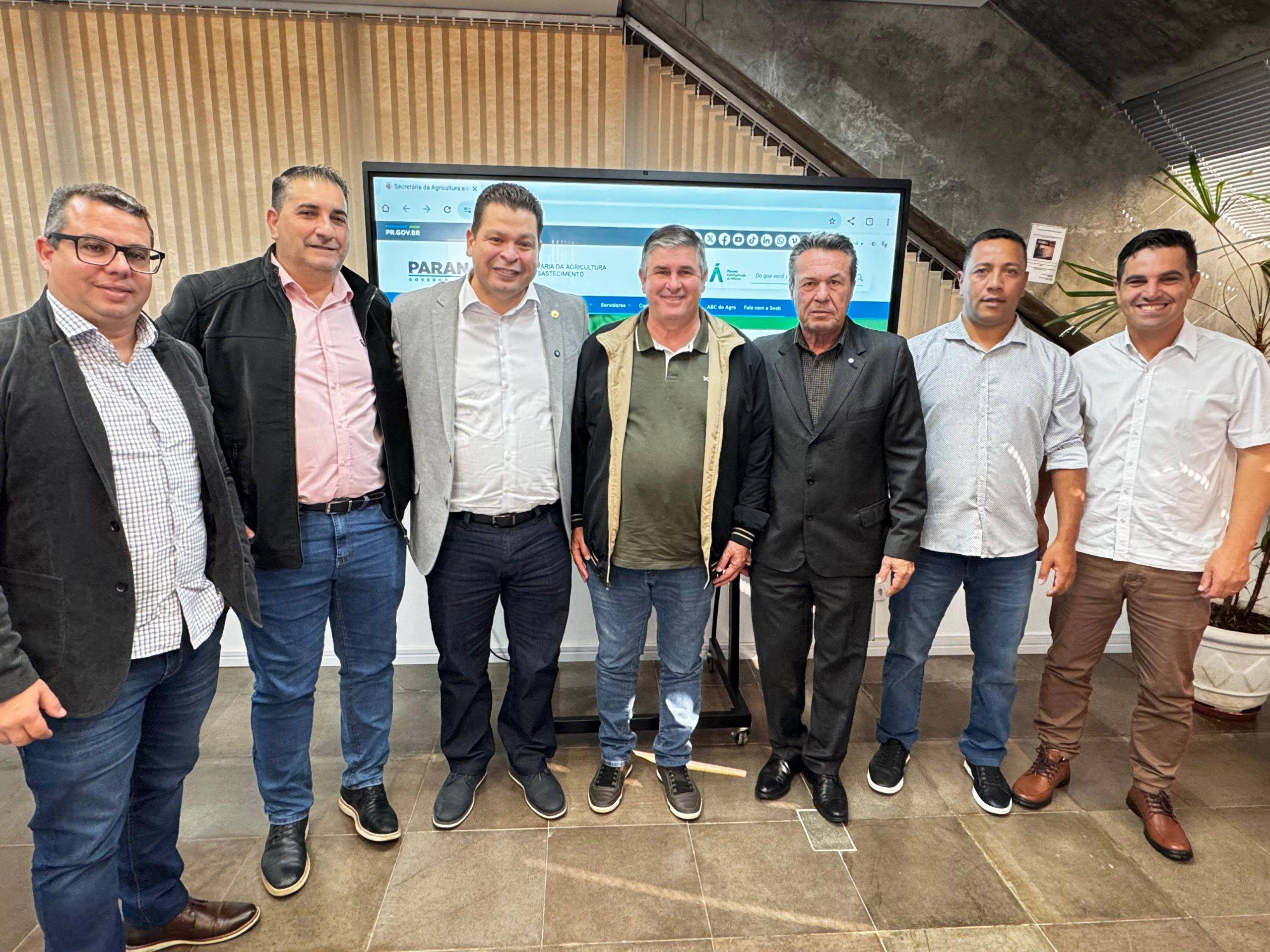 Deputado Gugu Bueno e o Prefeito de Santa Tereza do Oeste Amarildo Rigolin juntos na luta para o desenvolvimento do Oeste do Paraná