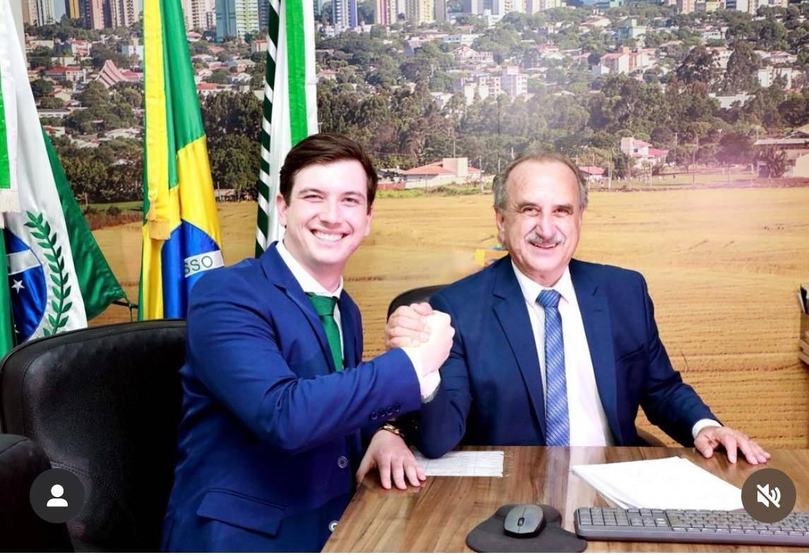 Prefeito Renato Silva se licencia e o Vice Henrique Mecabô assume a Prefeitura